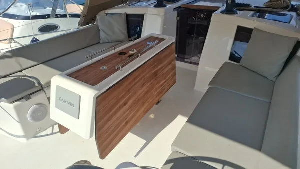 Dufour 430 - Boatscribe.com