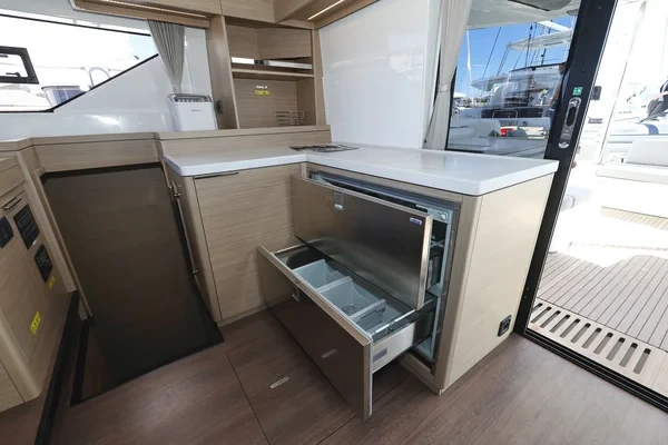 Lagoon 51 - Boatscribe.com