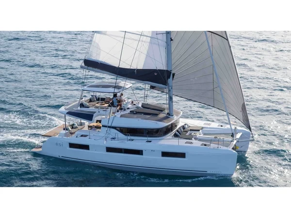 Lagoon 51 - Boatscribe.com