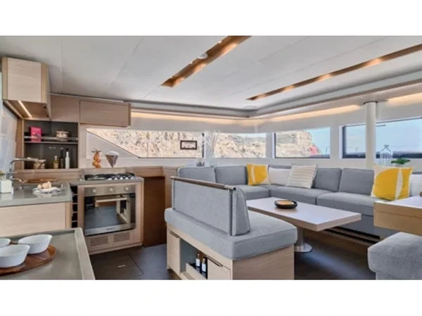 Lagoon 51 - Boatscribe.com