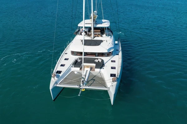 Lagoon 55 - Boatscribe.com