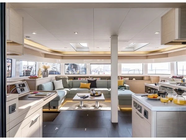 Lagoon 55 - Boatscribe.com