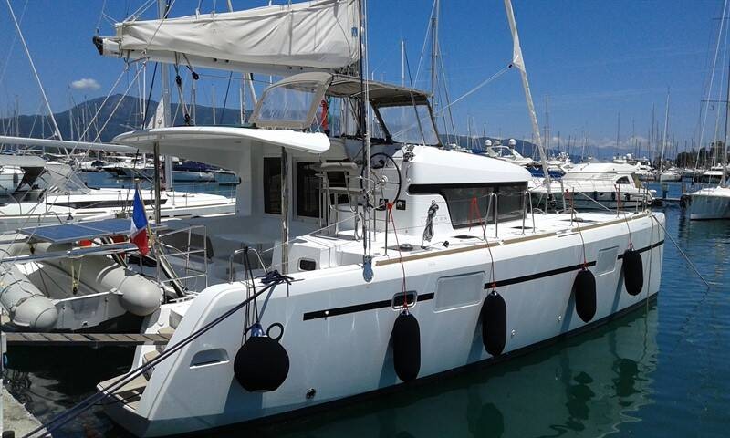 Lagoon 39 - Boatscribe.com