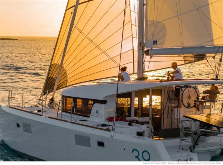 Lagoon 39 - Boatscribe.com