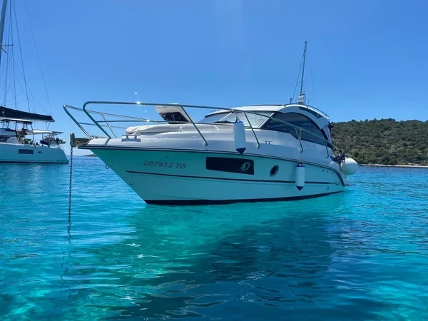 Grandezza 280C - Boatscribe.com