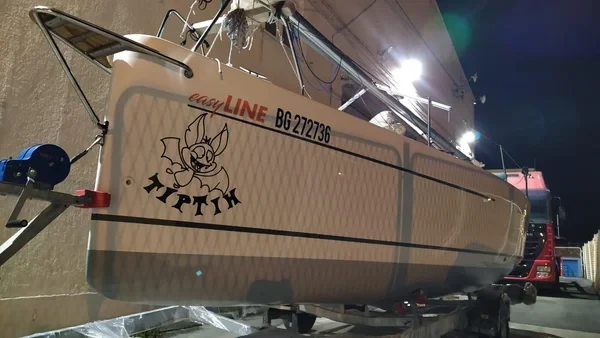 Viko S 21 - Boatscribe.com