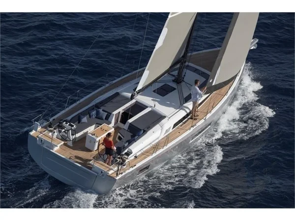 Oceanis 51.1 - Boatscribe.com
