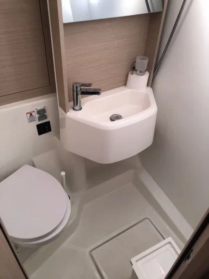 Oceanis 51.1 - Boatscribe.com