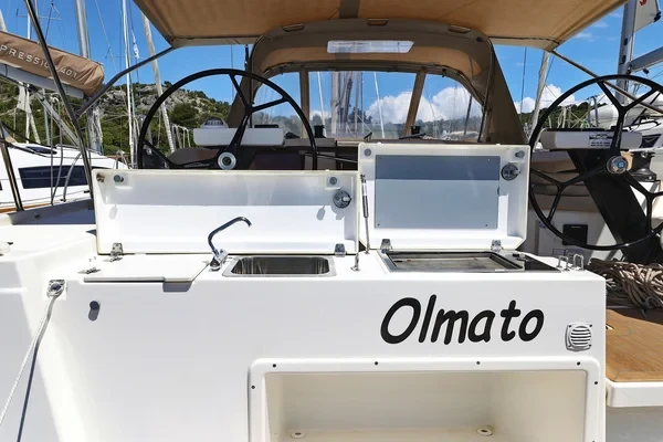 Dufour 390 - Boatscribe.com