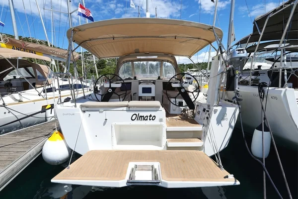Dufour 390 - Boatscribe.com