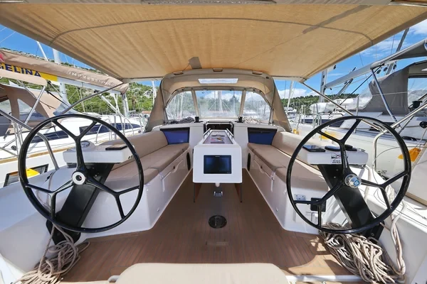 Dufour 390 - Boatscribe.com
