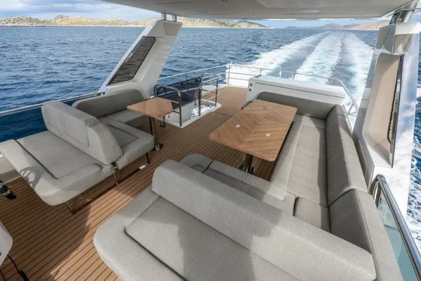 Greenline 58 Fly - Boatscribe.com