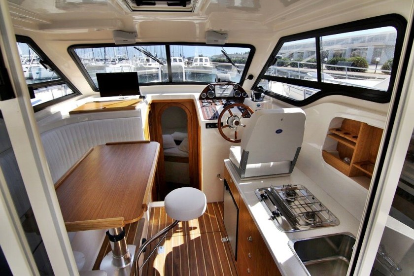 Vektor 950 - Boatscribe.com