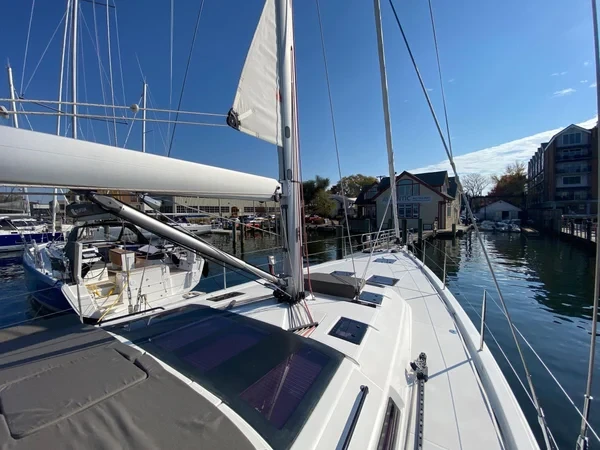 Dufour 530 - Boatscribe.com