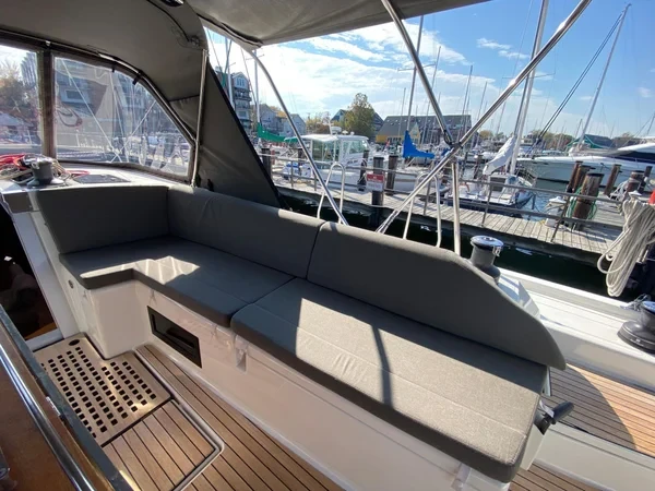 Dufour 530 - Boatscribe.com