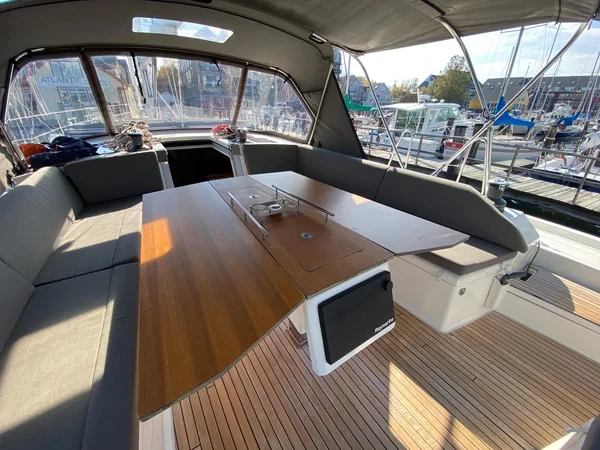 Dufour 530 - Boatscribe.com