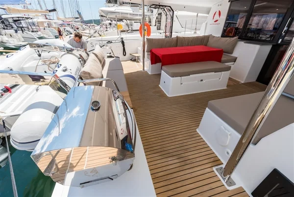 Saona 47 - Boatscribe.com