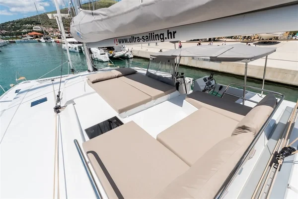 Saona 47 - Boatscribe.com
