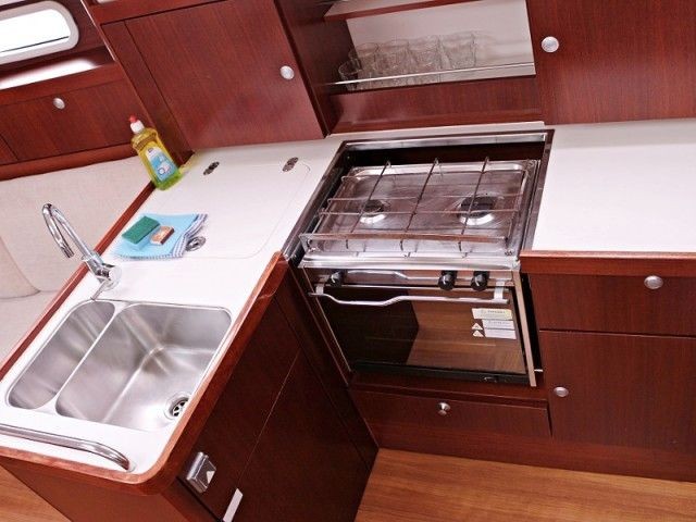 Hanse 350 - Boatscribe.com