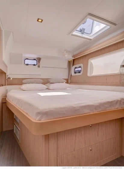 Lagoon 400 - Boatscribe.com