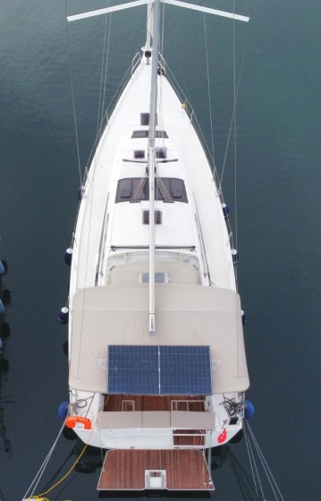 Dufour 430 - Boatscribe.com