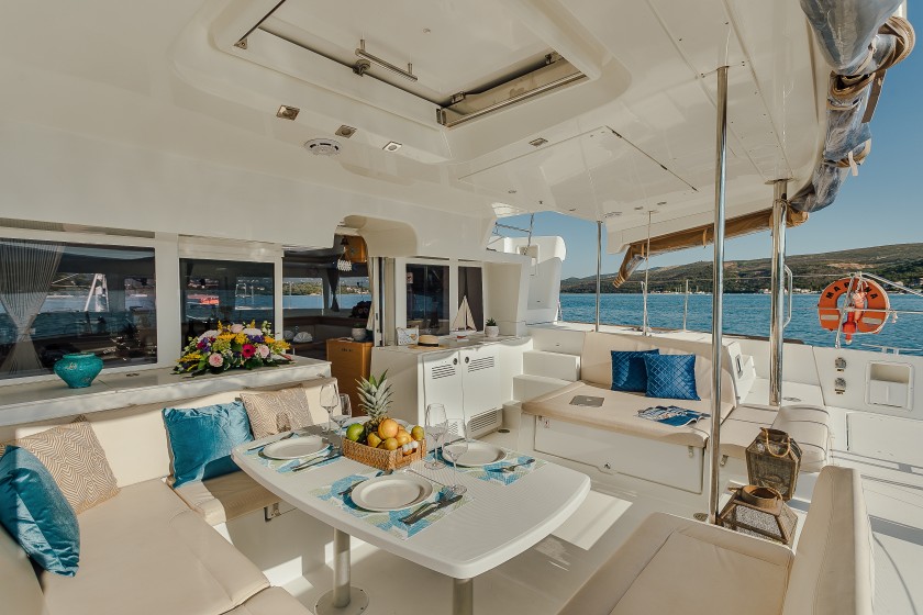 Lagoon 450 - Boatscribe.com