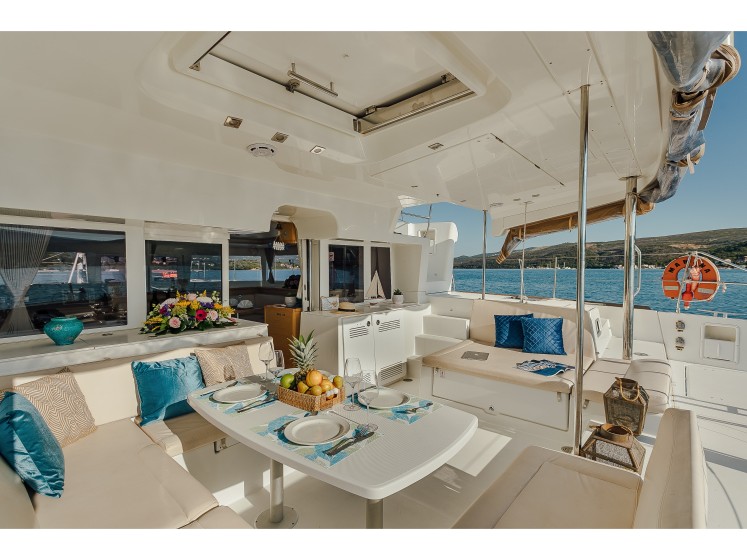 Lagoon 450 - Boatscribe.com