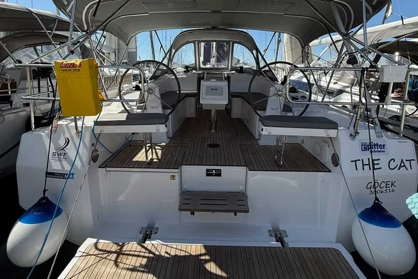 Bavaria C38 - Boatscribe.com