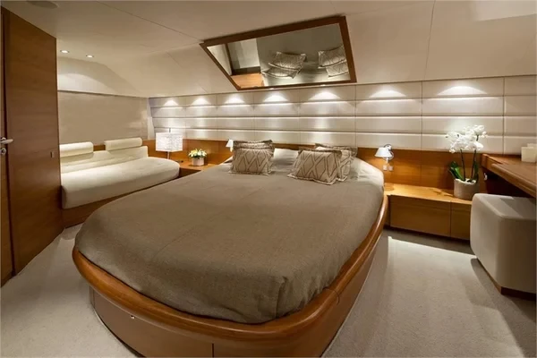 Aicon 67 - Boatscribe.com