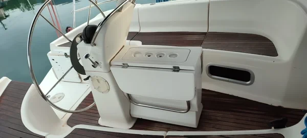 Bavaria 38 Cruiser - Boatscribe.com