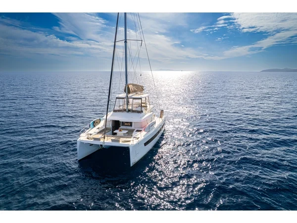 Bali 4.6 - Boatscribe.com