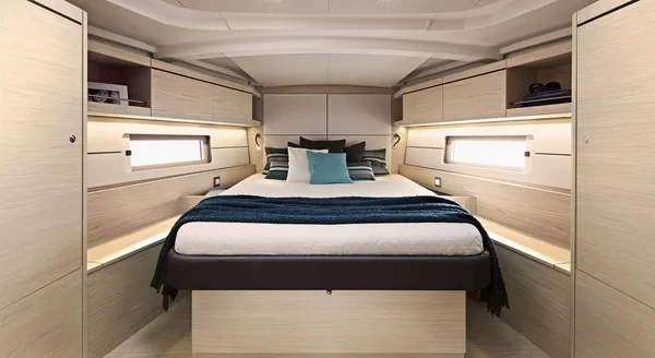 Oceanis 46.1 - Boatscribe.com