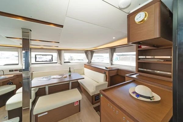 Lagoon 46 - Boatscribe.com