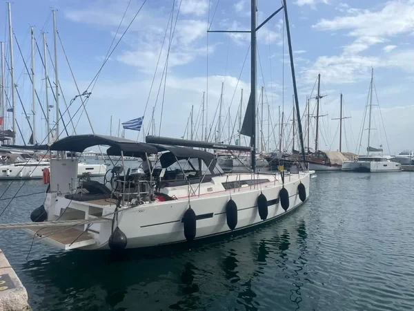 Dufour 560 - Boatscribe.com