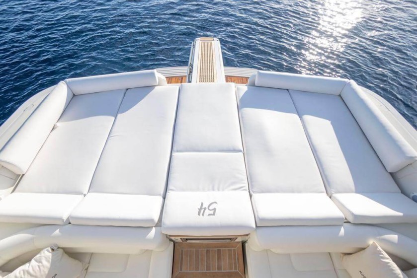 Pershing 54 - Boatscribe.com