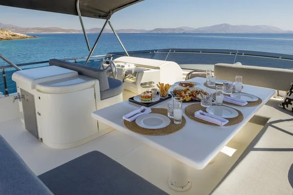 Ferretti 72 - Boatscribe.com
