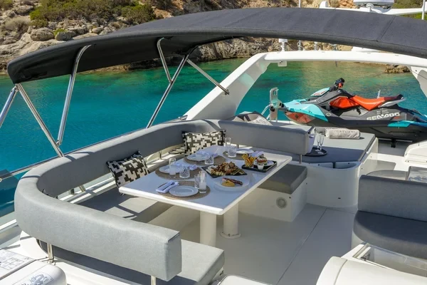 Ferretti 72 - Boatscribe.com