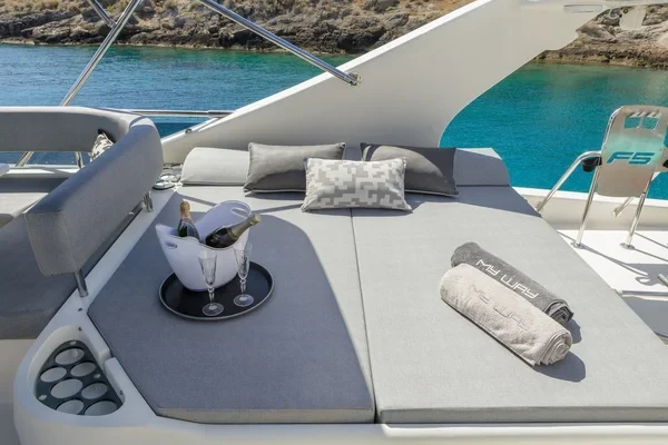 Ferretti 72 - Boatscribe.com