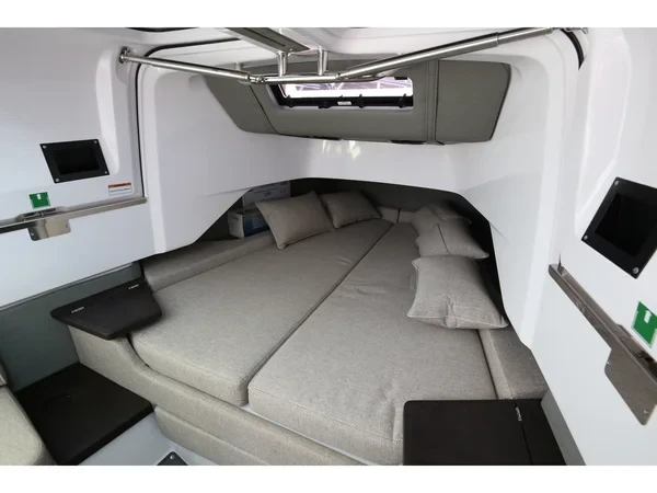 Axopar 37  Sun Top - Boatscribe.com