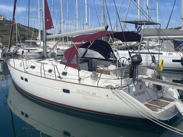 Oceanis 41.1 - Boatscribe.com