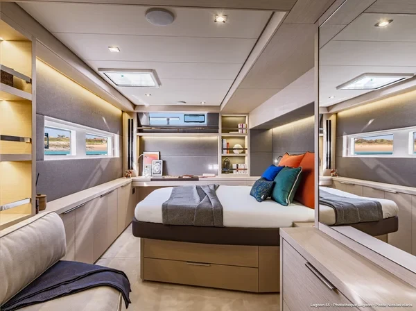 Lagoon 55 - Boatscribe.com