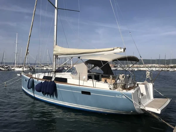 Hanse 385 - Boatscribe.com