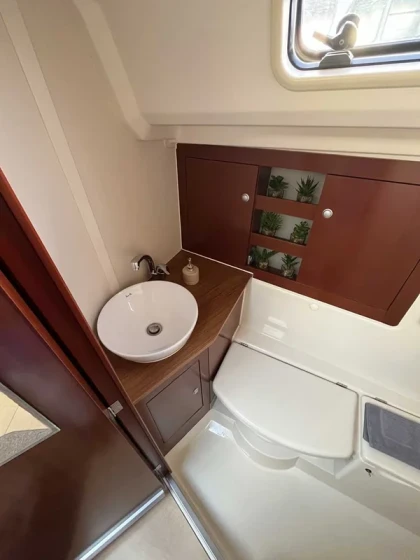 Hanse 385 - Boatscribe.com