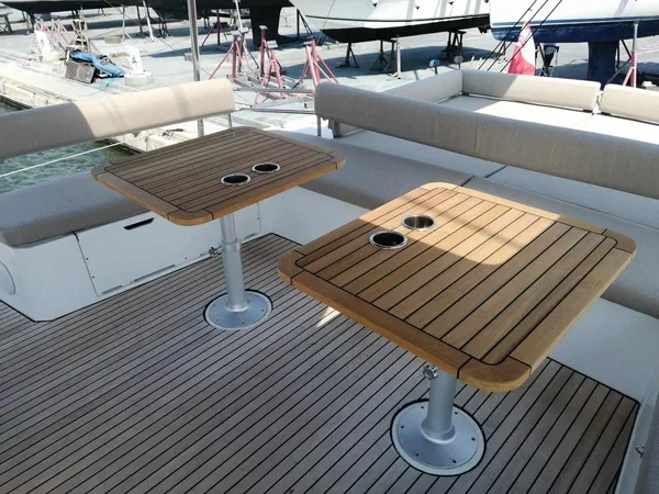 Bali 5.4 - Boatscribe.com