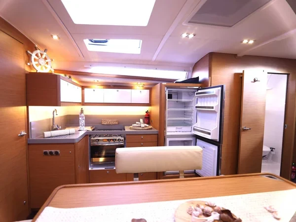 Dufour 470 - Boatscribe.com