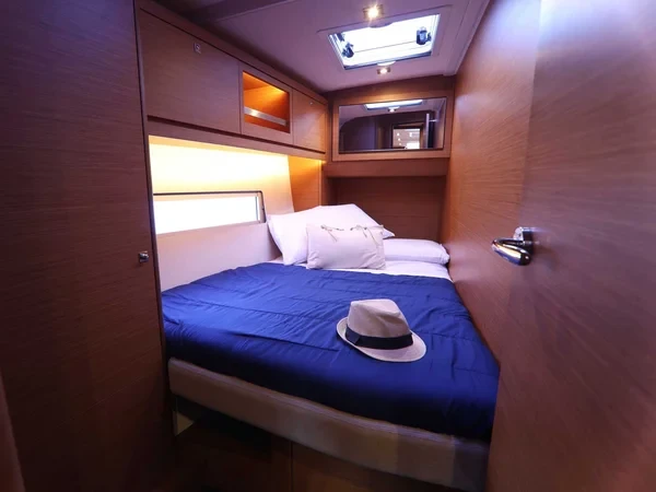 Dufour 470 - Boatscribe.com