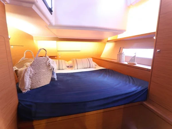 Dufour 470 - Boatscribe.com