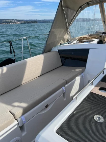 Dufour 430 - Boatscribe.com