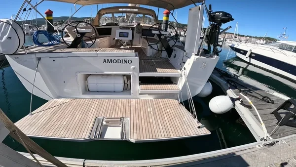 Dufour 430 - Boatscribe.com