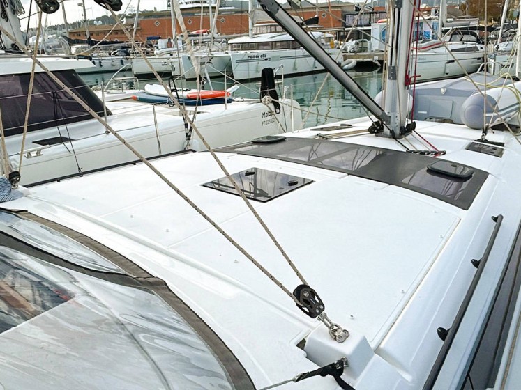 Dufour 470 - Boatscribe.com